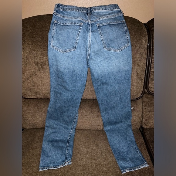 Old Navy High Rise OG Straight Secret Smooth Pocket Distressed women size 6 jean - Picture 3 of 5